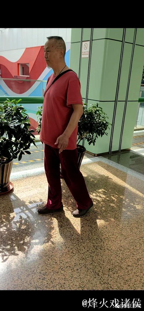 波尔津吉斯因病暂歇两周,后续将接受详细检查 波尔津吉斯因病暂歇两周,后续将接受详细检查